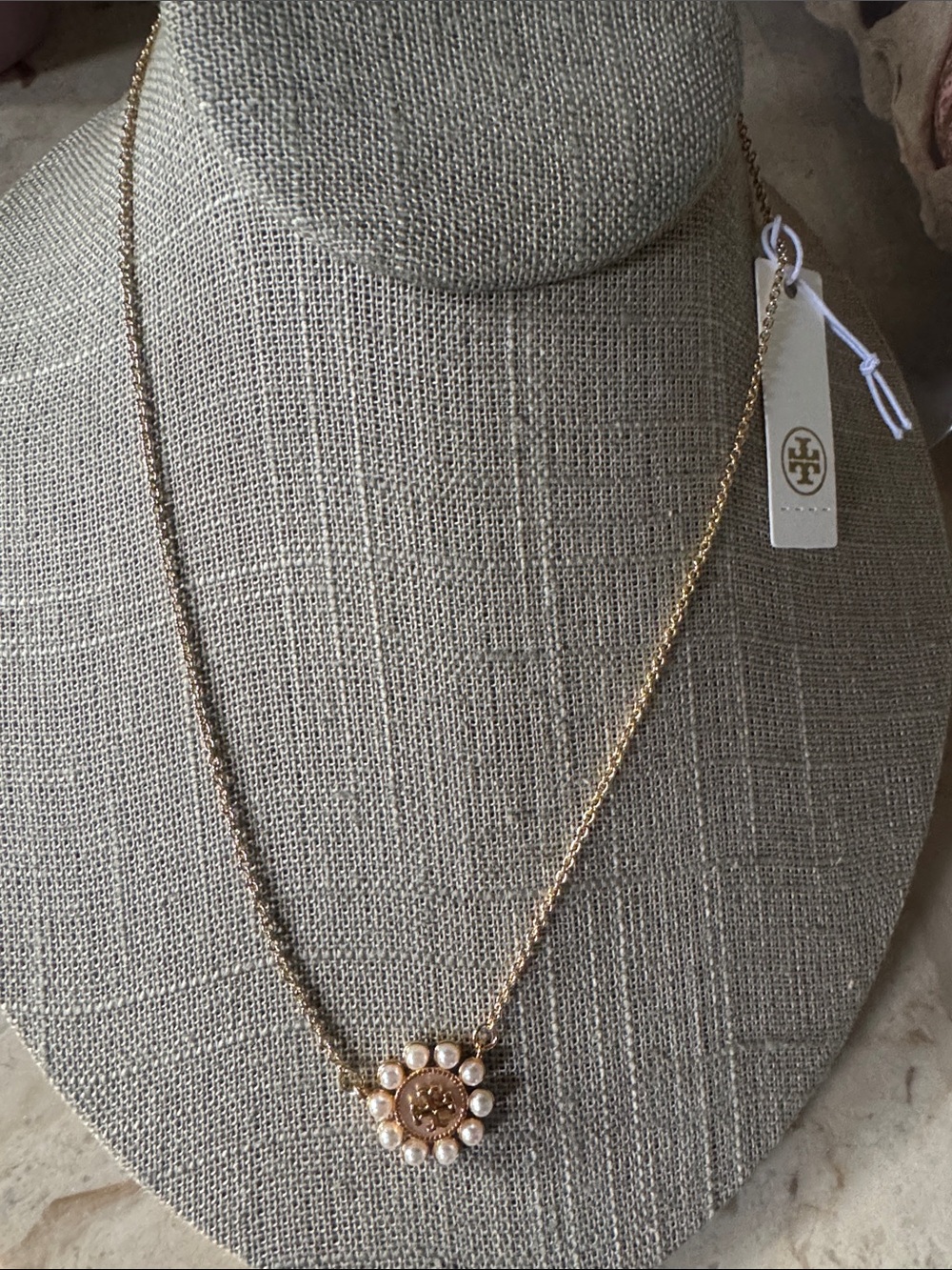 Tory Burch pearl flower detail gold pendant NEW $129